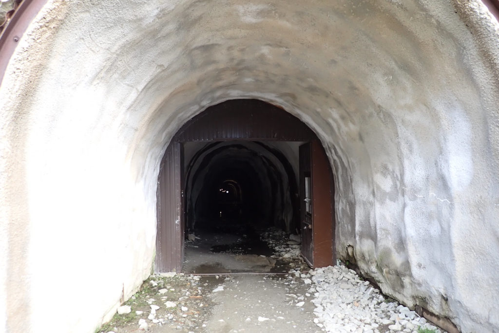 El túnel que atraviesa la montaña de Märjelen hacia Fiescheralp